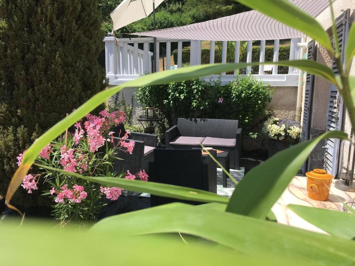 Atelier Des Reves Lägenhet Vichy Exteriör bild